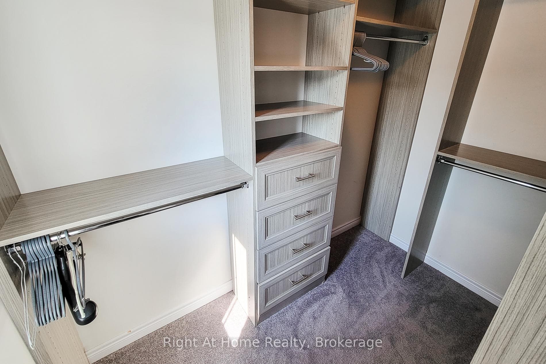 Plenty of space for clothes