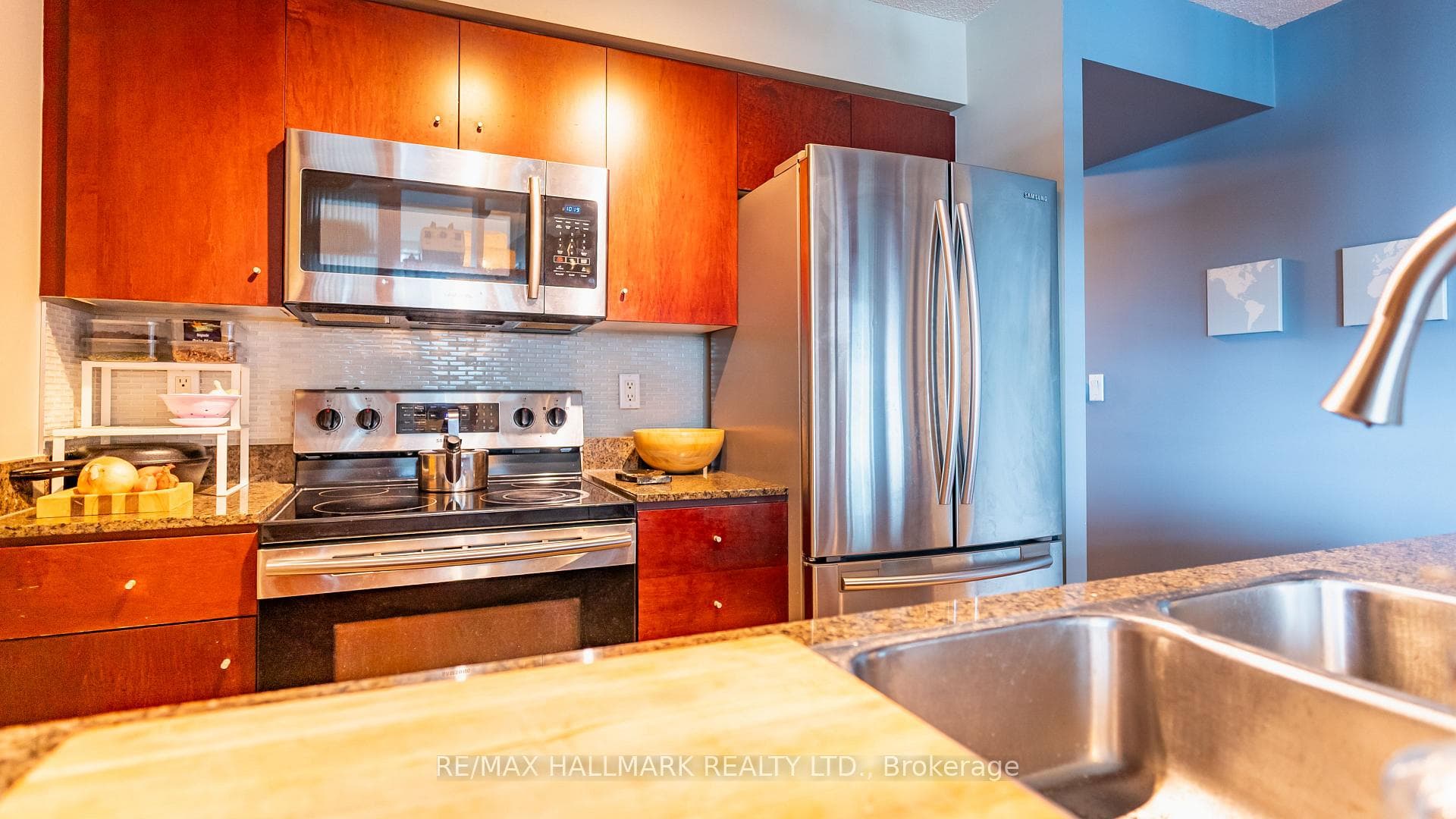 397 Front Street Unit 2710 photo 14