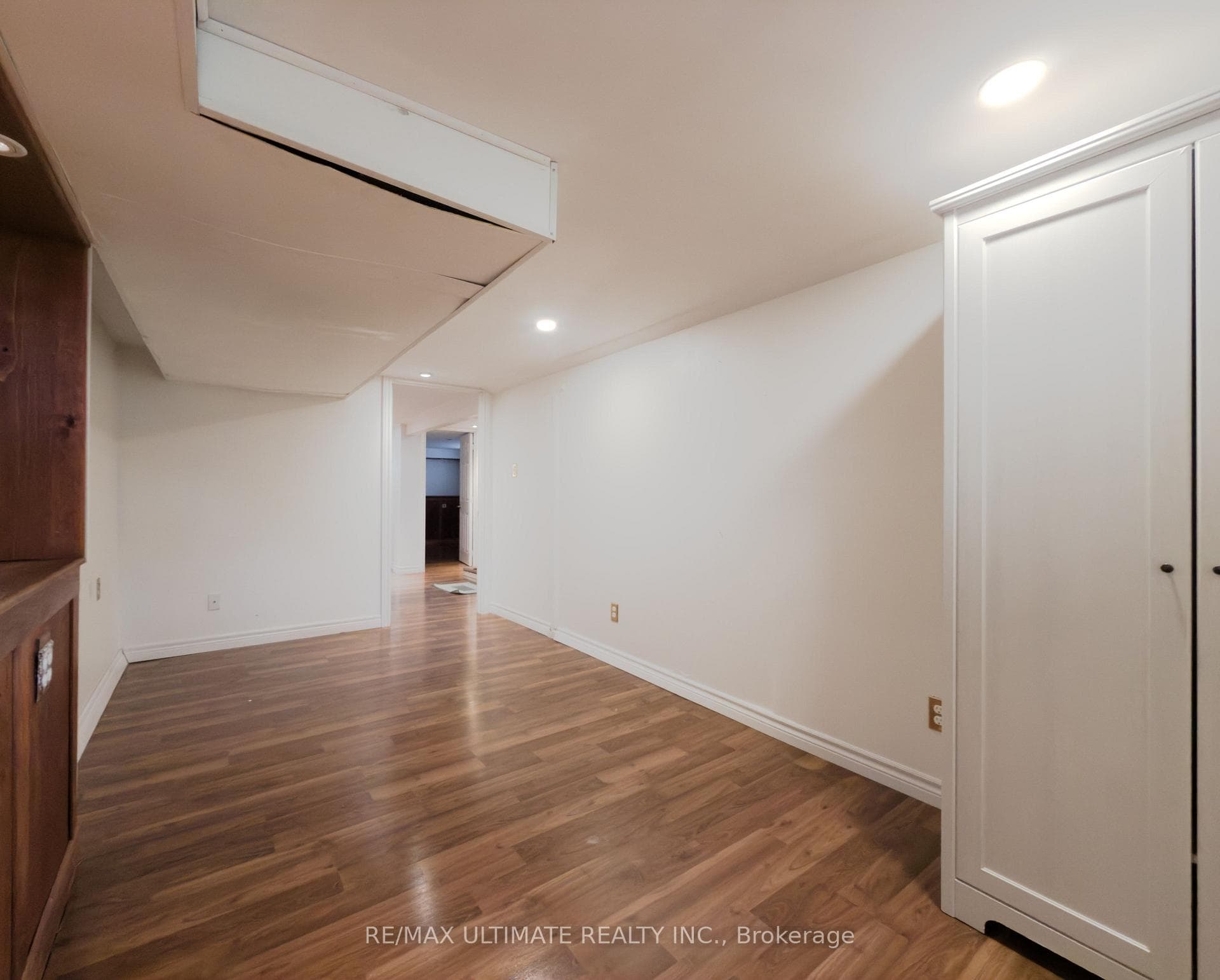 46 Lorindale Avenue Unit Lower photo 7