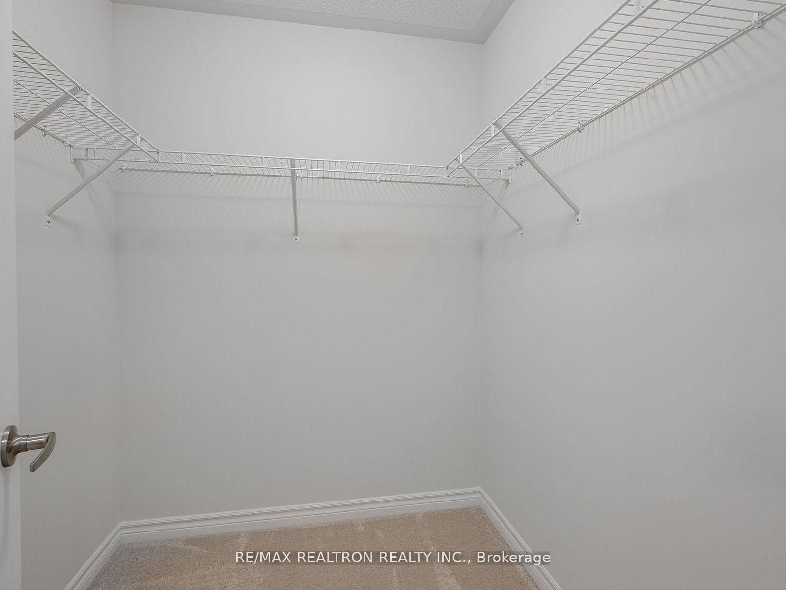 13 Stoddart Street photo 18