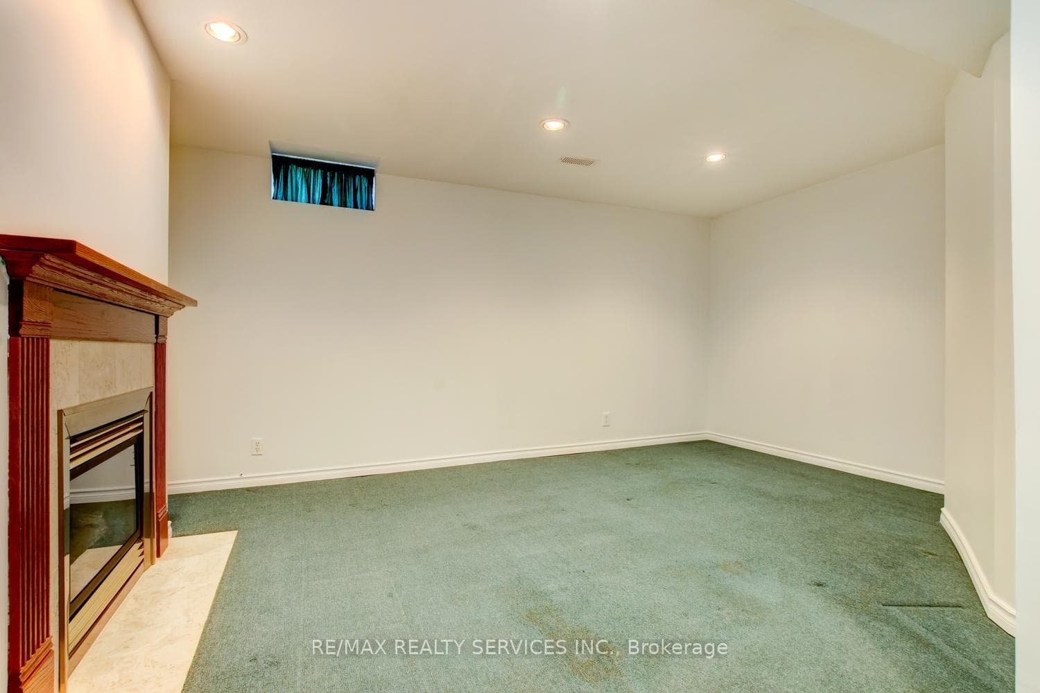 63 Herkes Drive photo 30