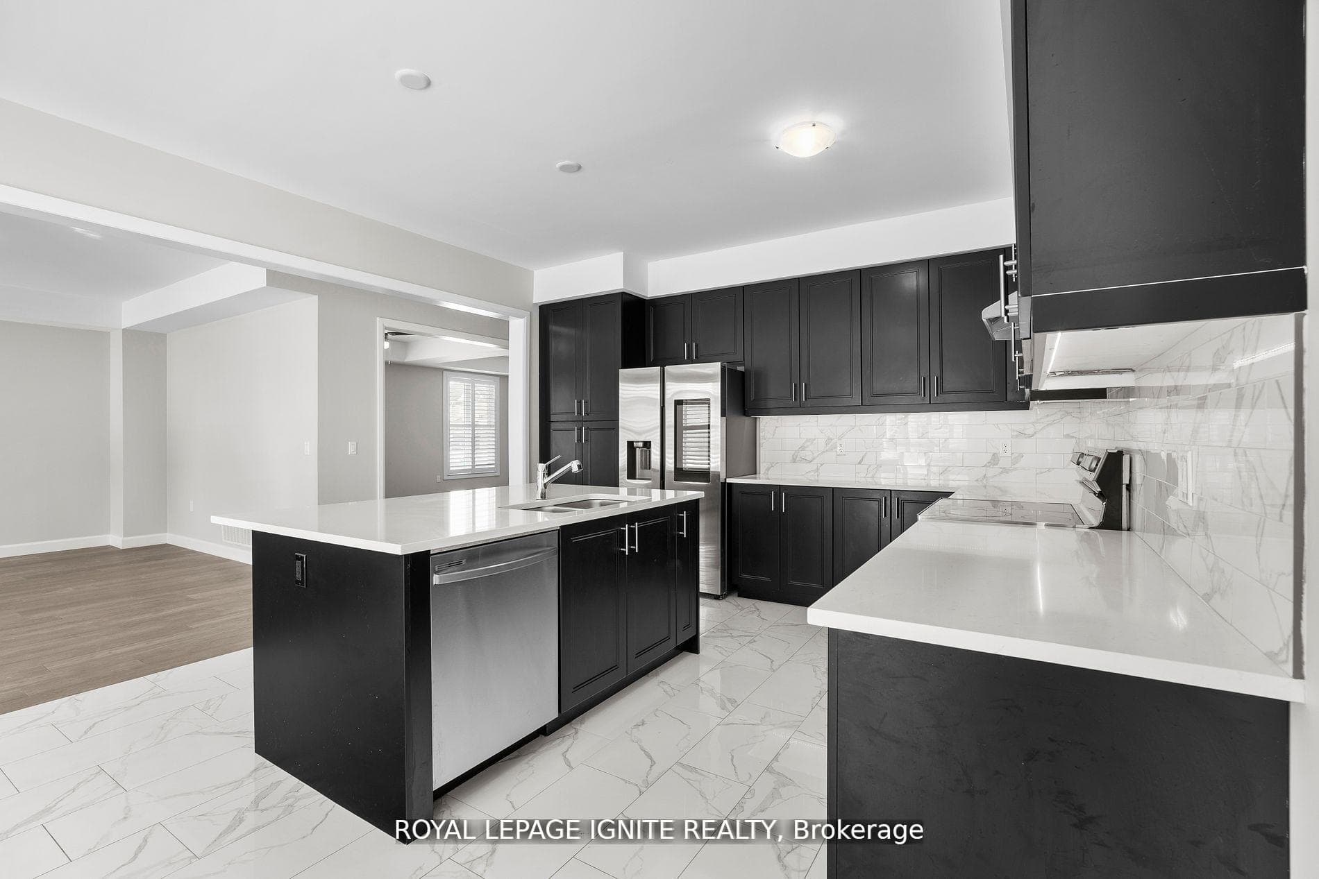 641 Lemay Grove photo 13