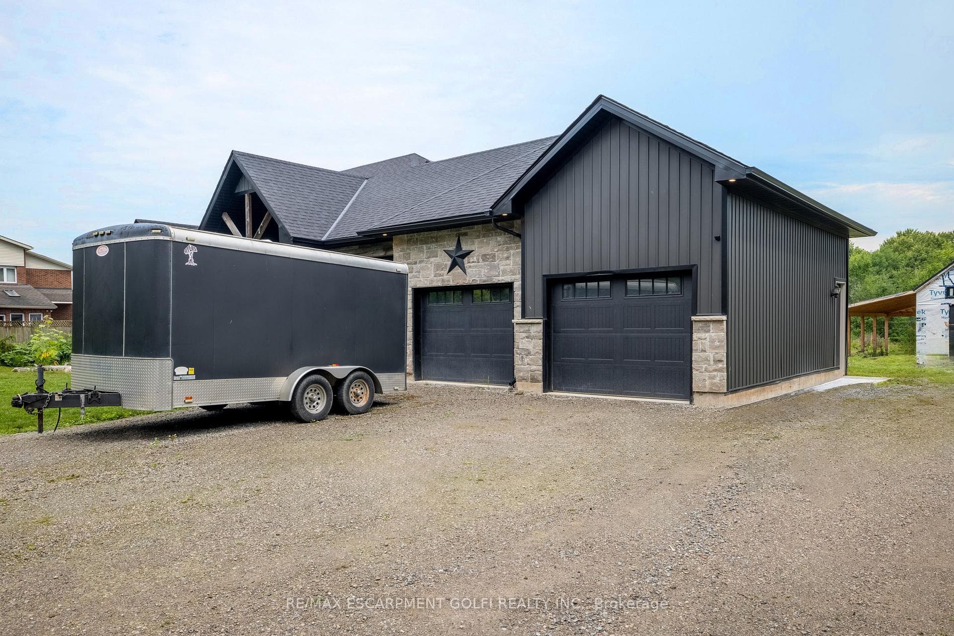 886 Buchner Road photo 4
