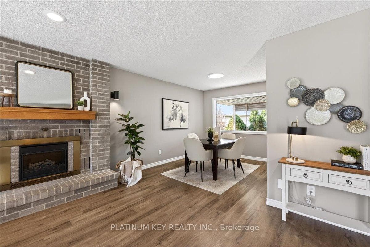 576 Helen Street photo 6