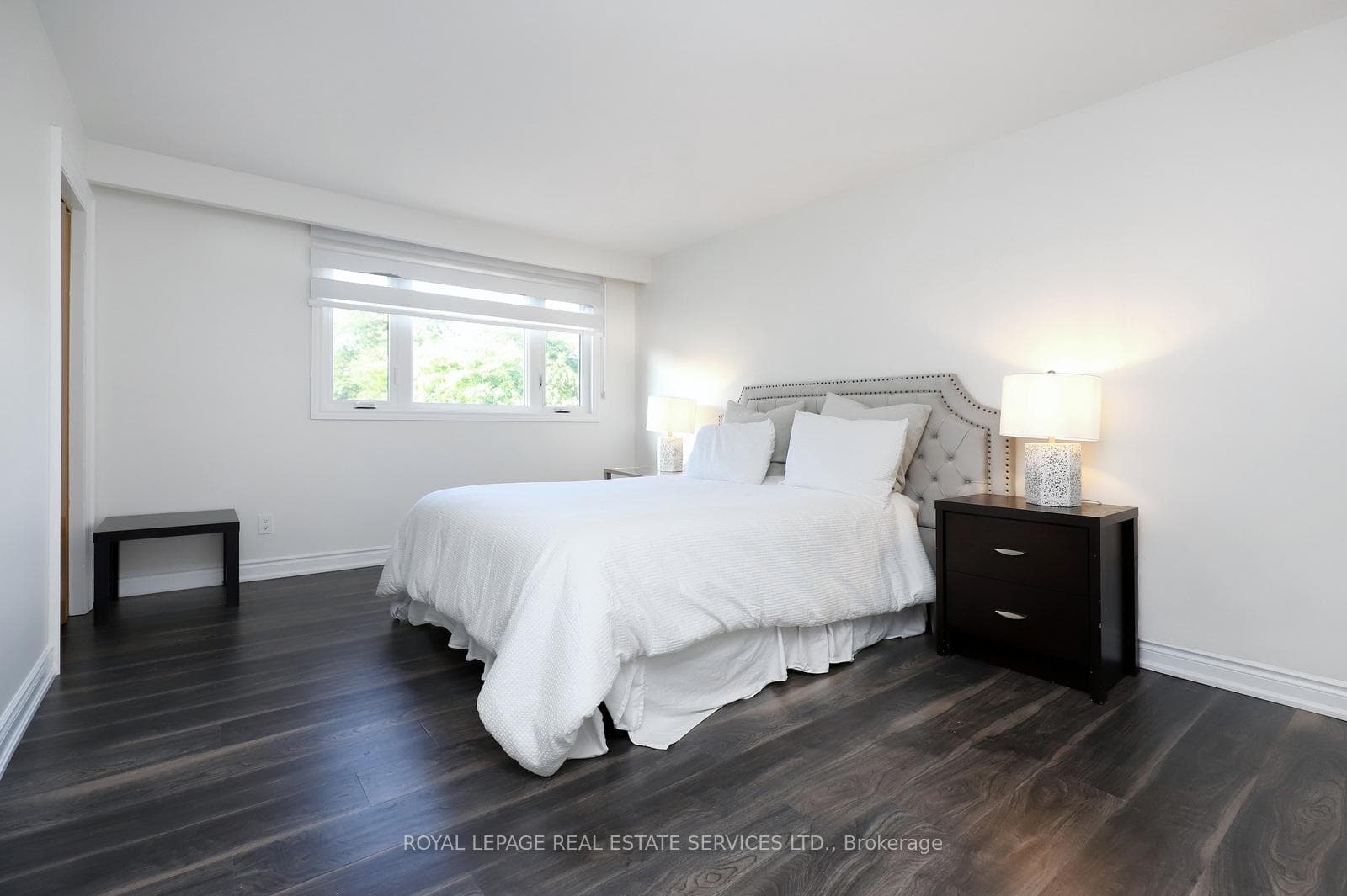 2549 Merrington Crescent photo 19