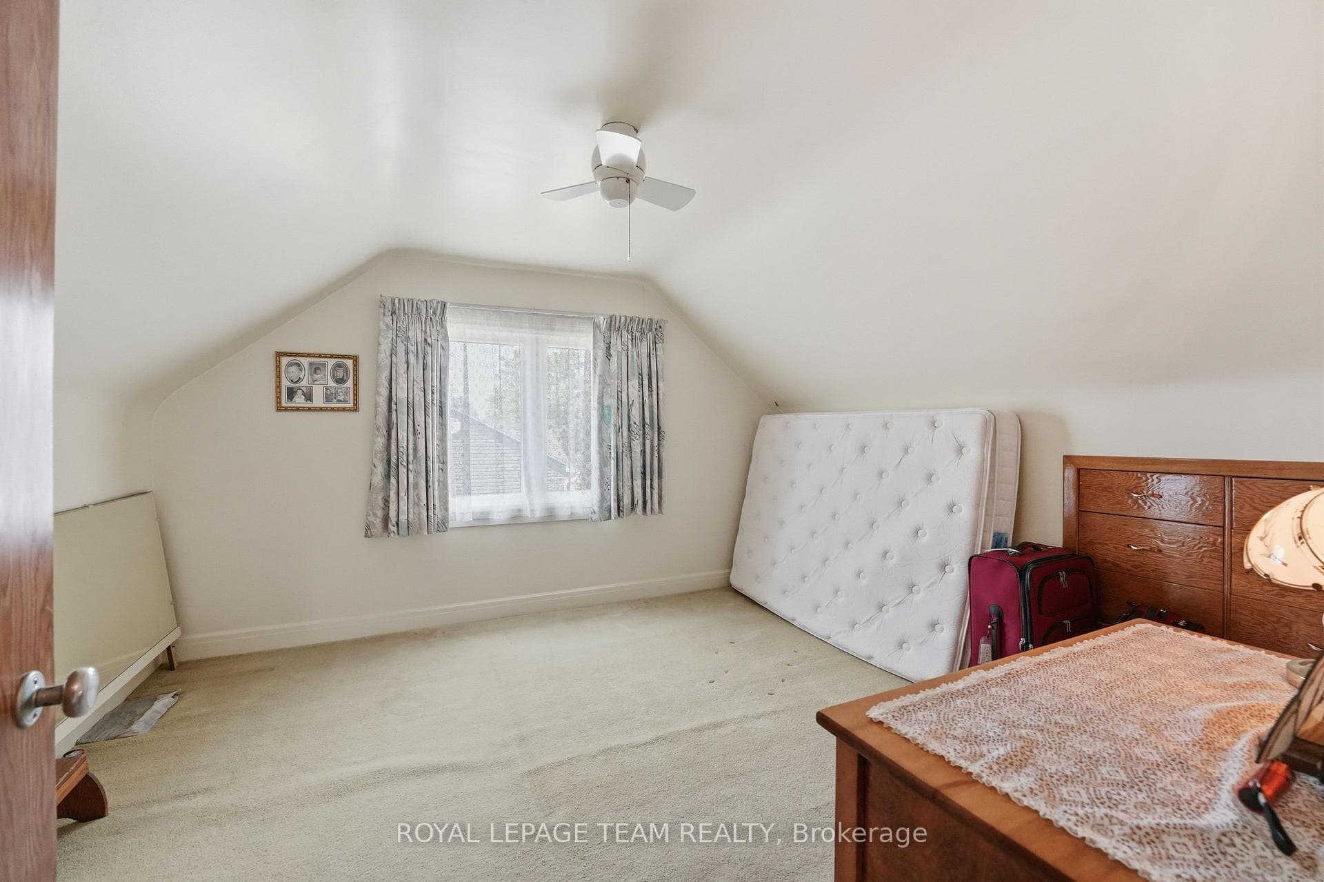 84 Rita Avenue photo 23