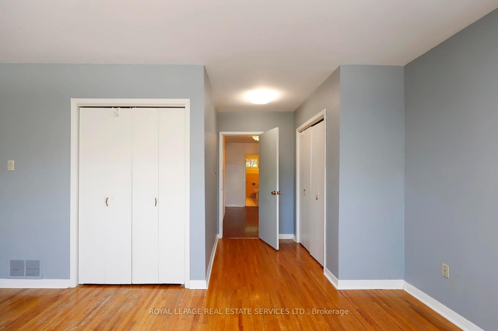 1492 Hillgrove Road photo 29