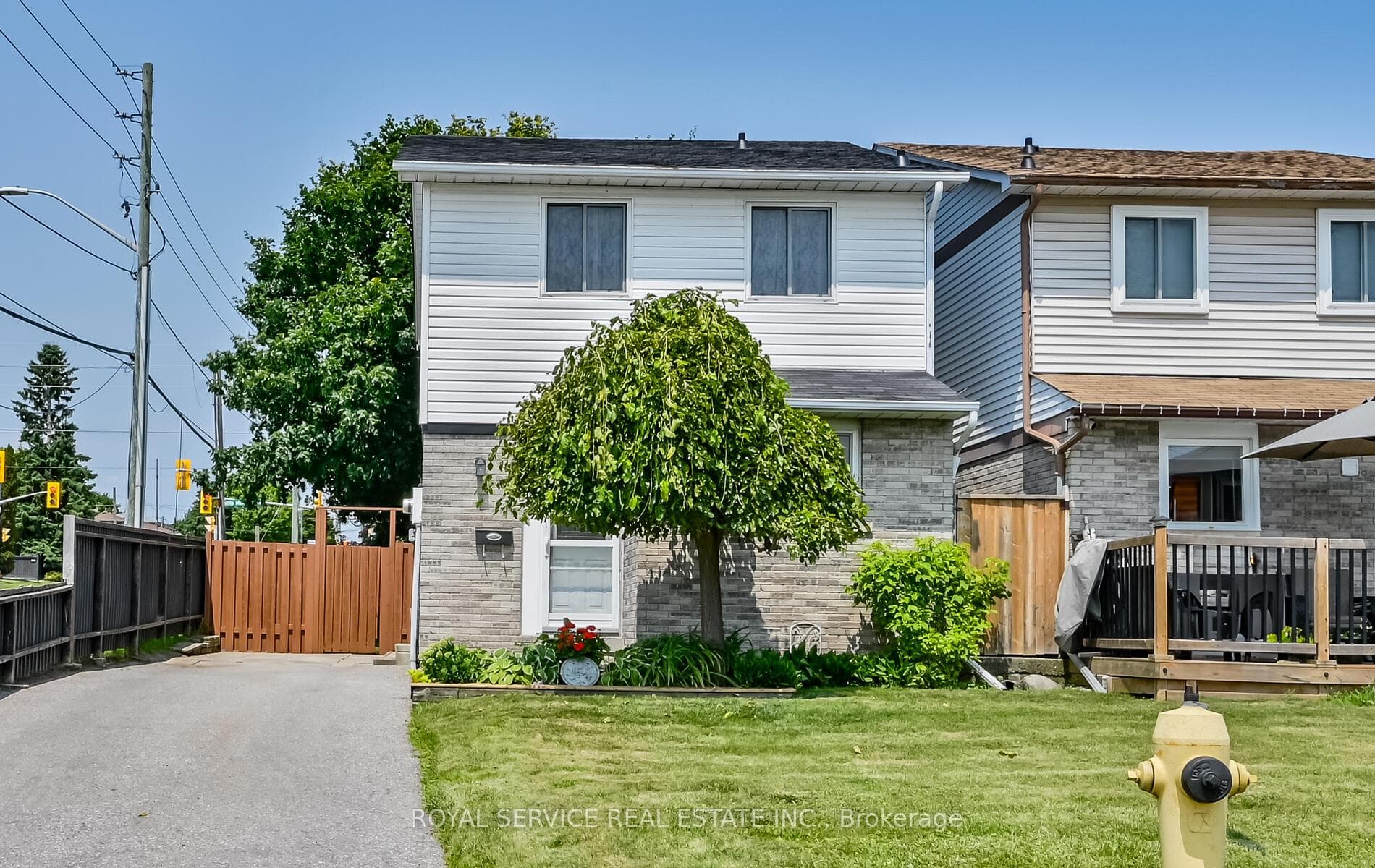 436 Chaleur Avenue photo 2