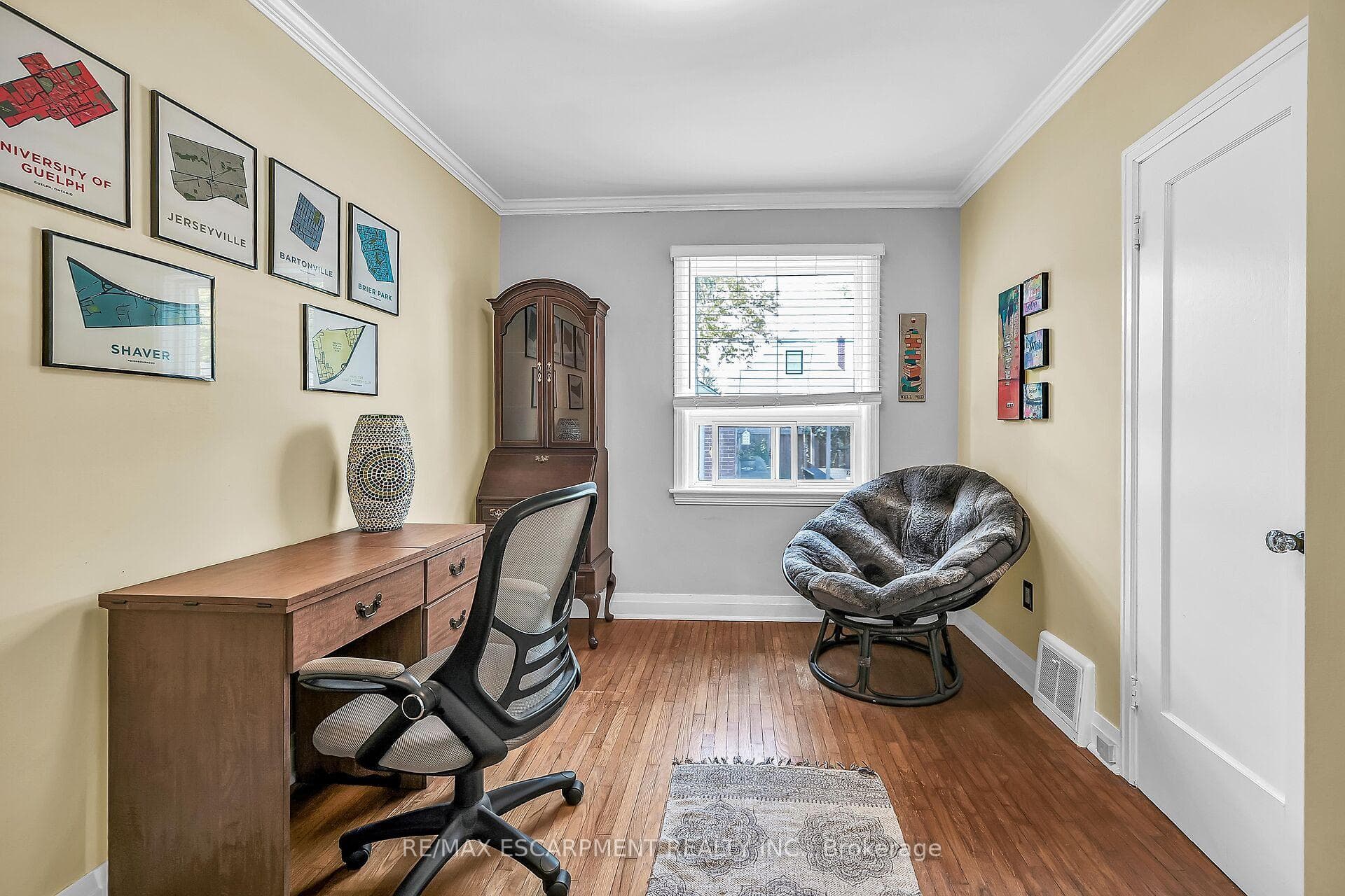 130 Garside Avenue photo 17