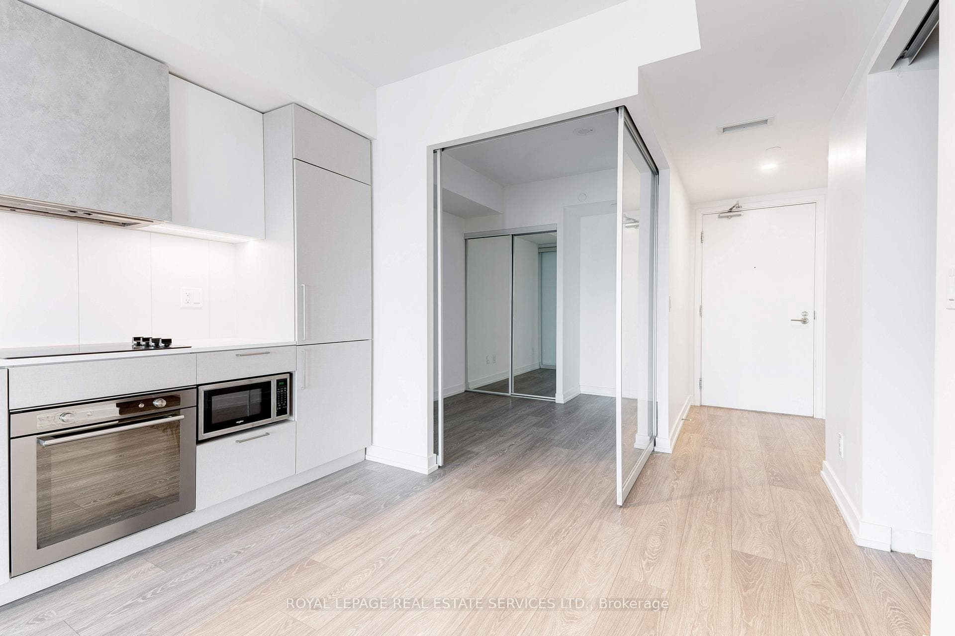 19 Western Battery Road Unit 3508 photo 11