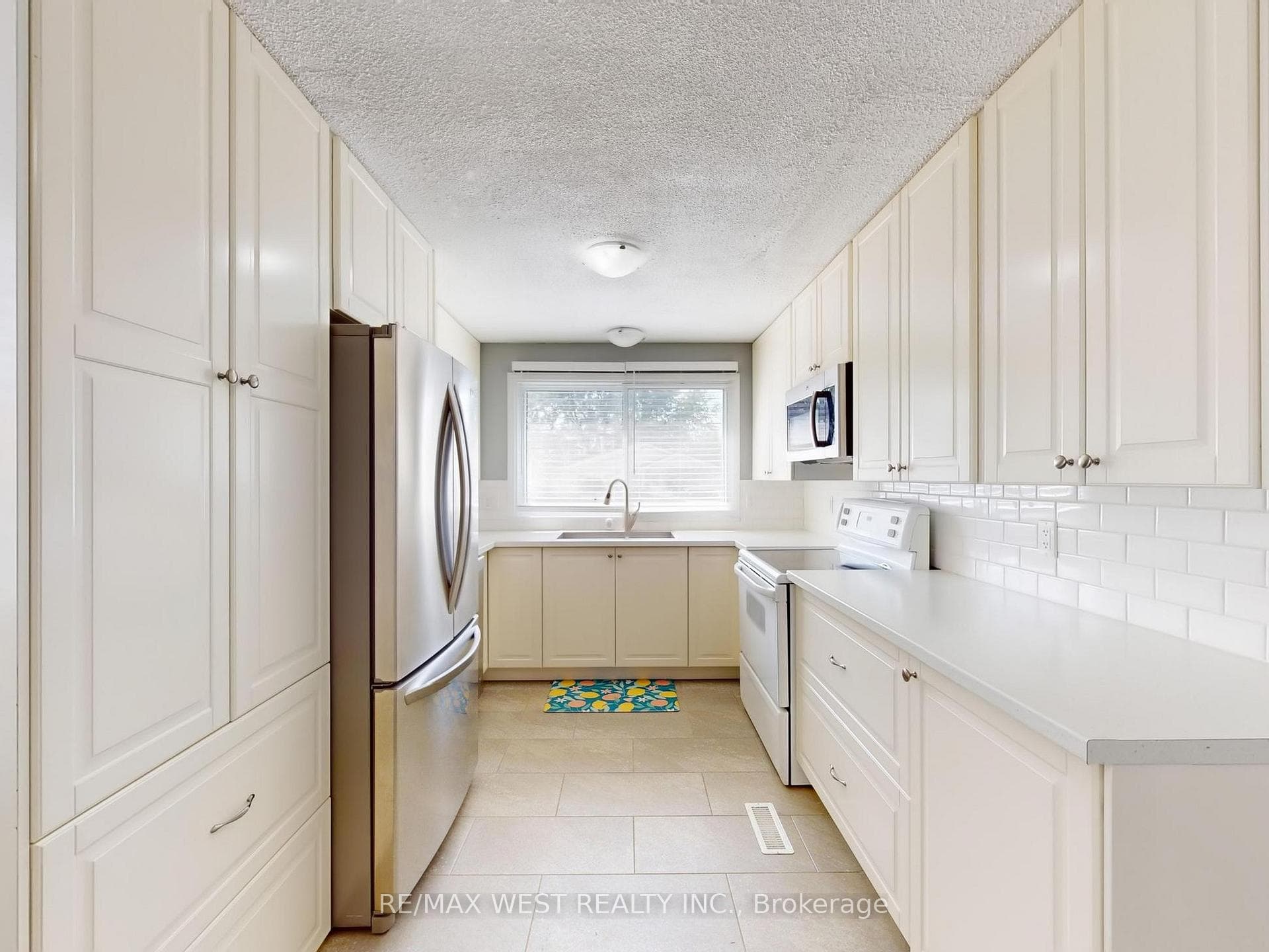 187 Broken Oak Crescent photo 11