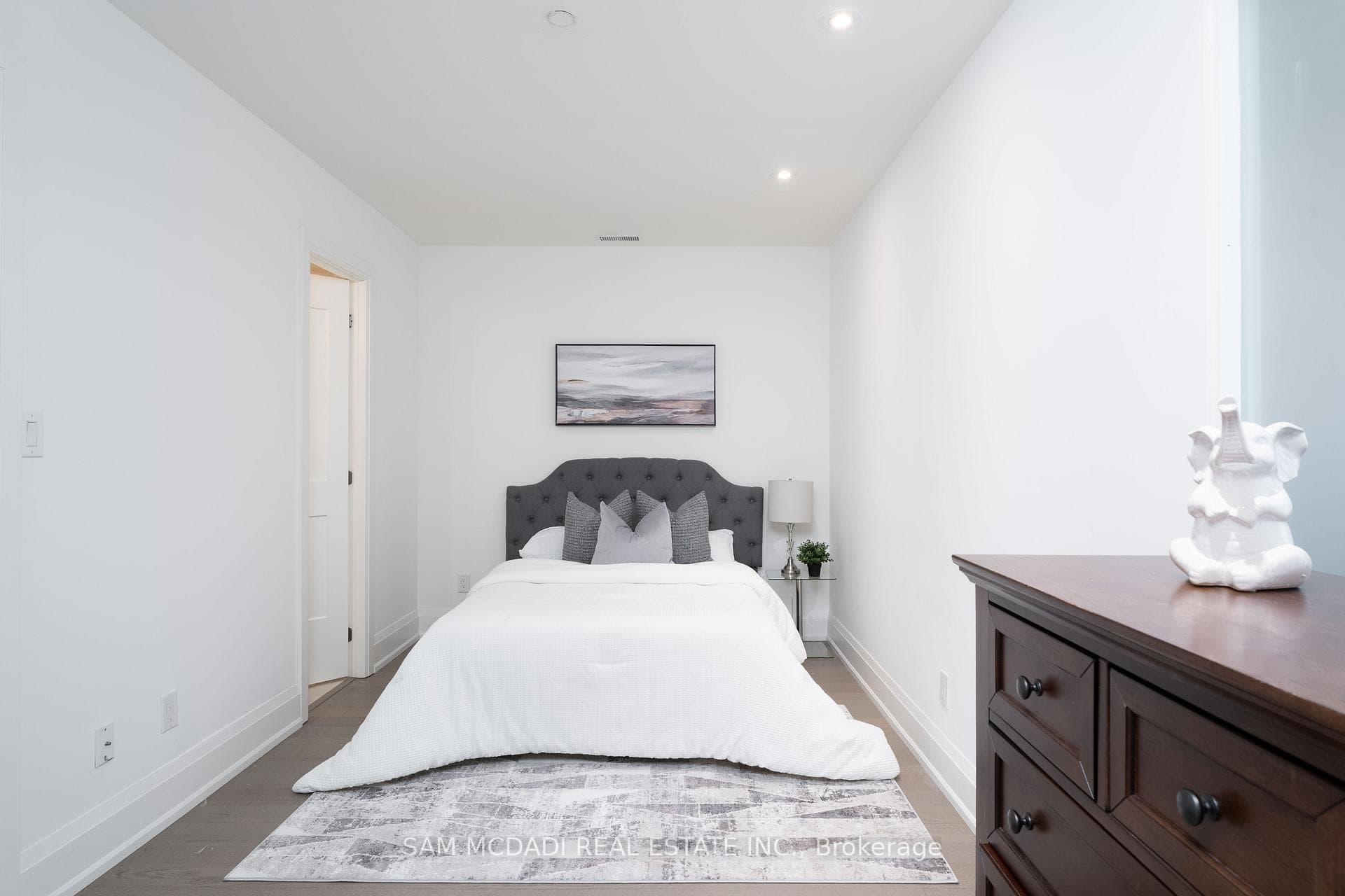 365 Beech Avenue Unit 210 photo 12
