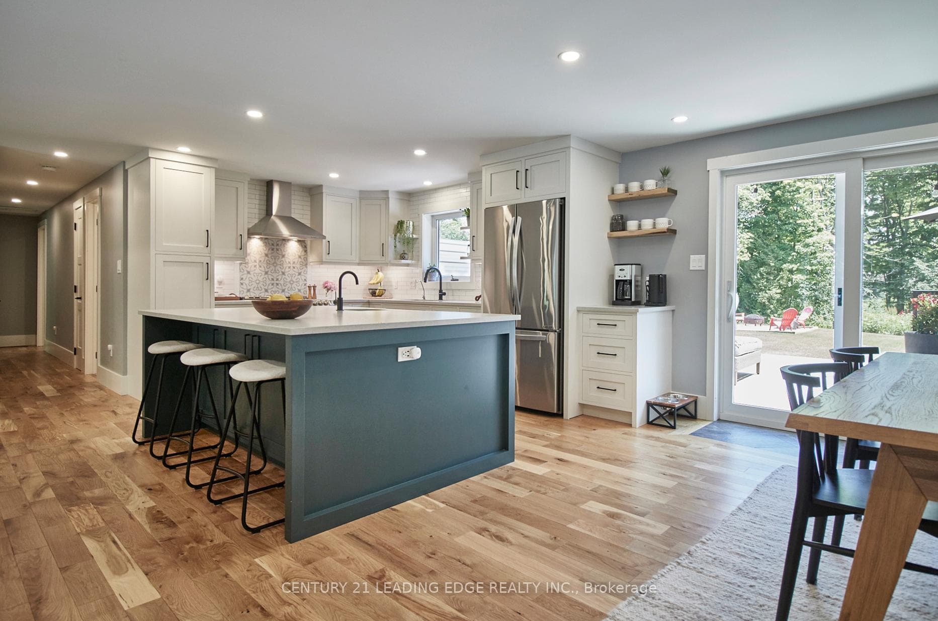 25085 Maple Beach Road photo 10