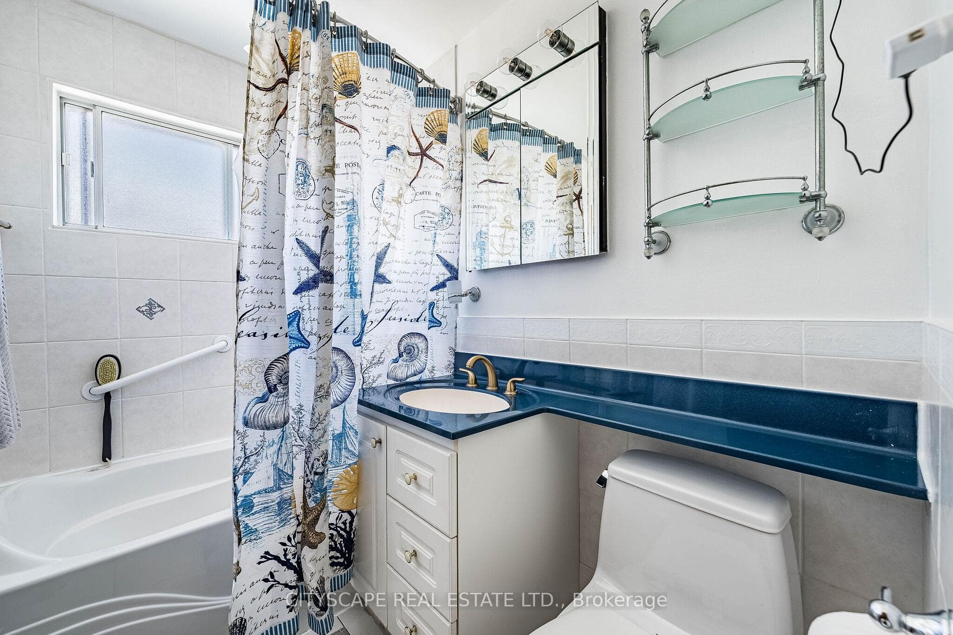 138 Overture Road photo 19