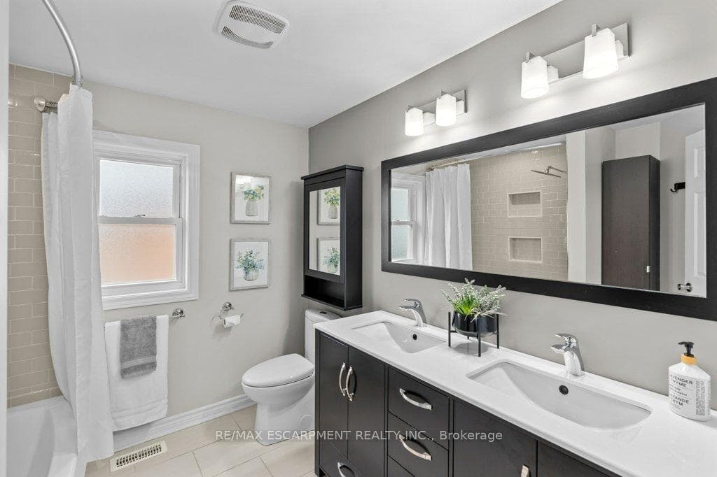 935 Glendale Court photo 27