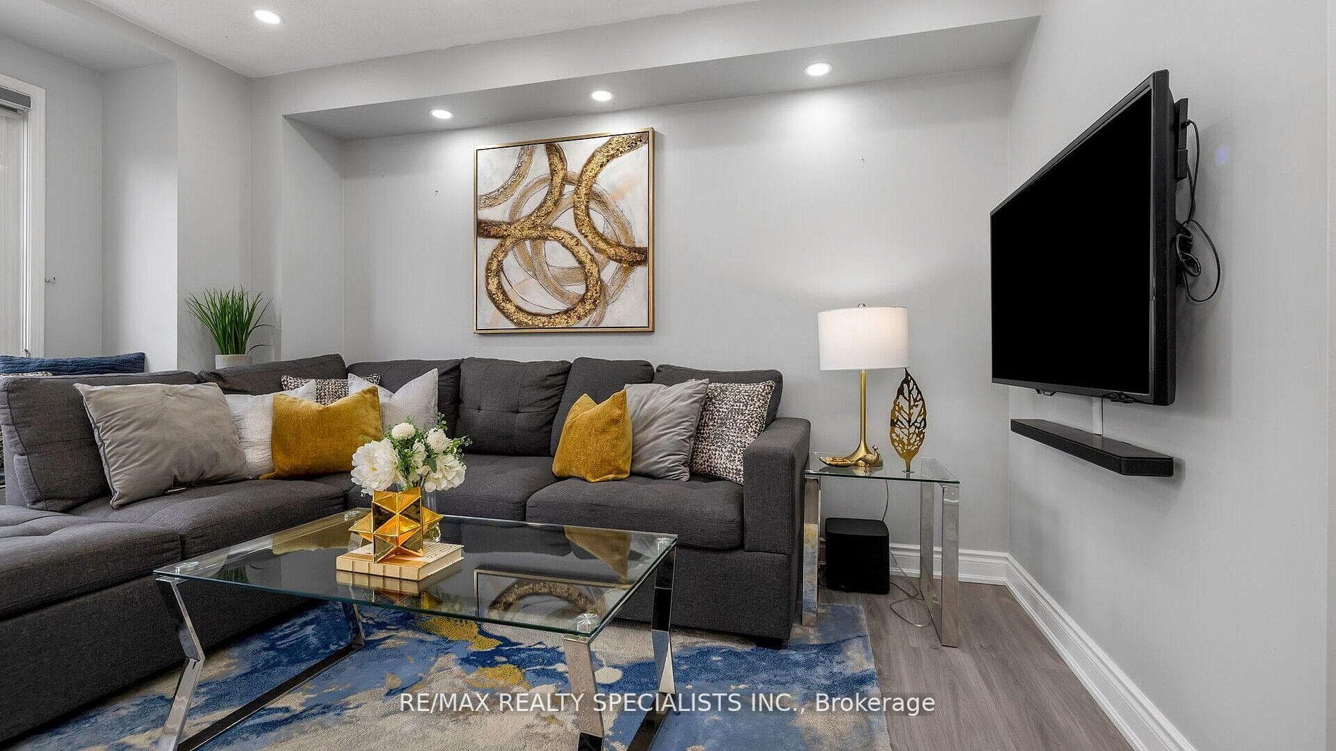 48 Ridgefield Court photo 13