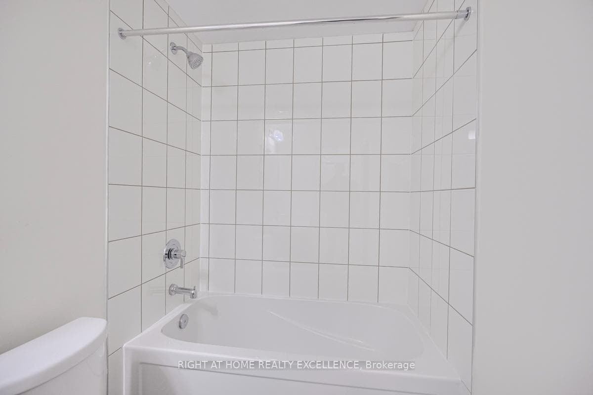 235 Mclevin Avenue Unit 3 photo 30