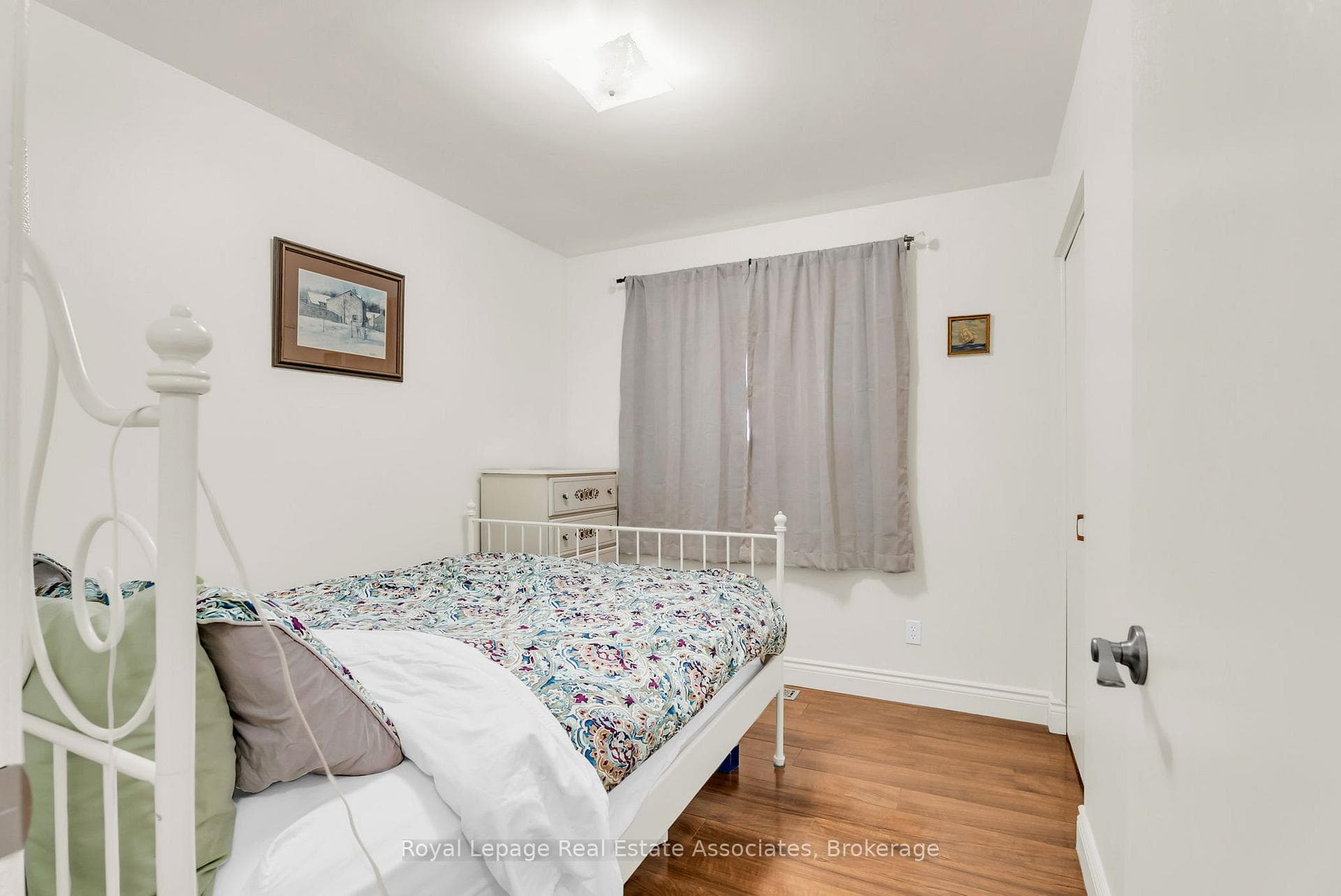 12 Carnaby Crescent photo 14