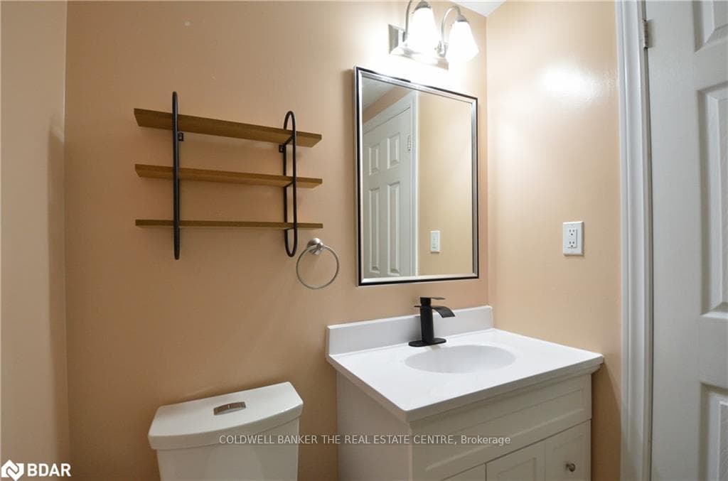 140 Country Lane Unit Lower photo 10