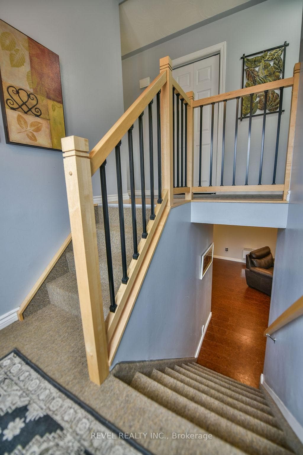 100 Brock Avenue photo 2