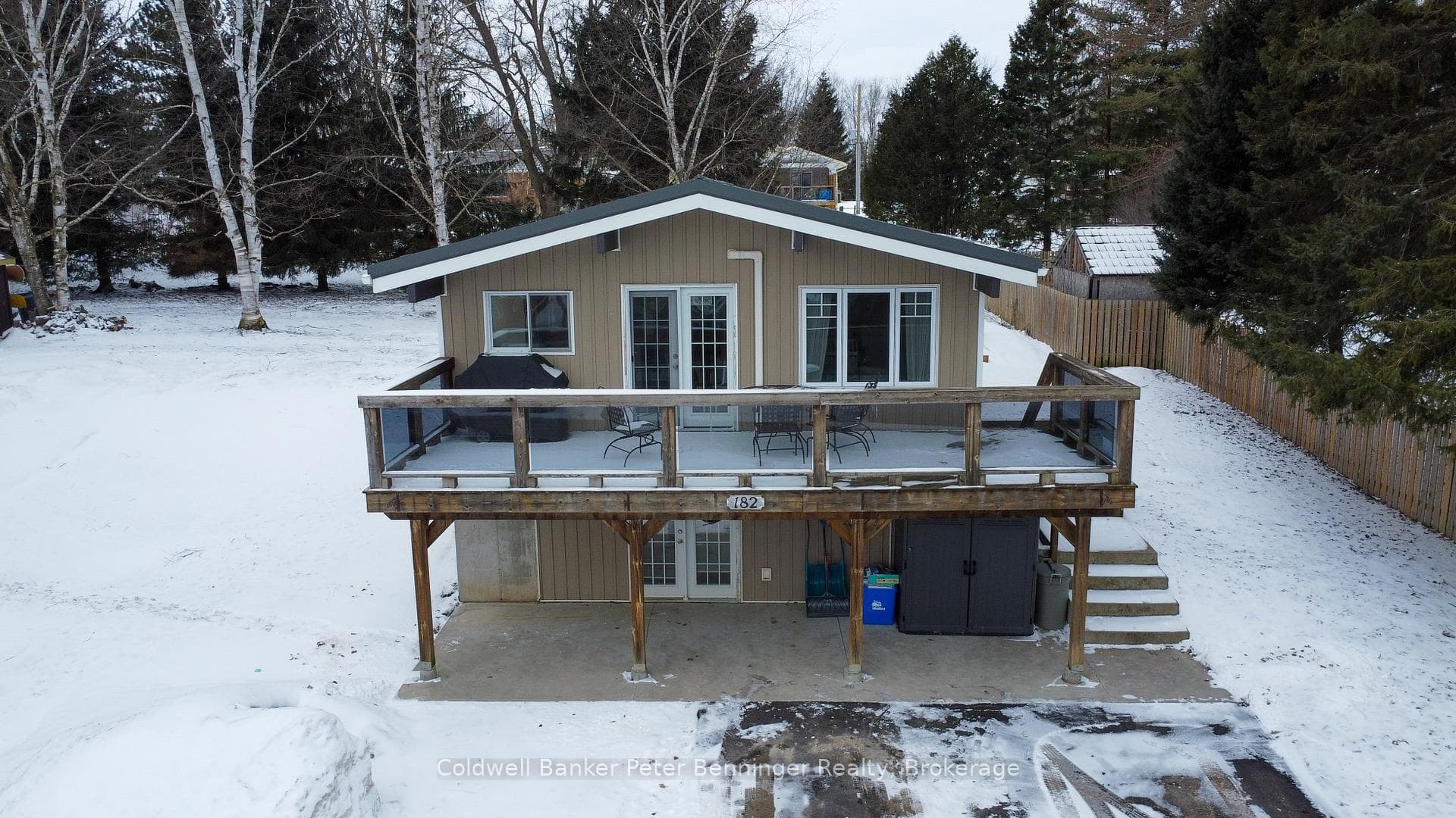 182 James Street photo 30