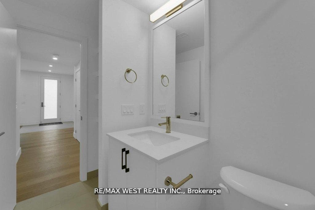 661 Winona Drive photo 34