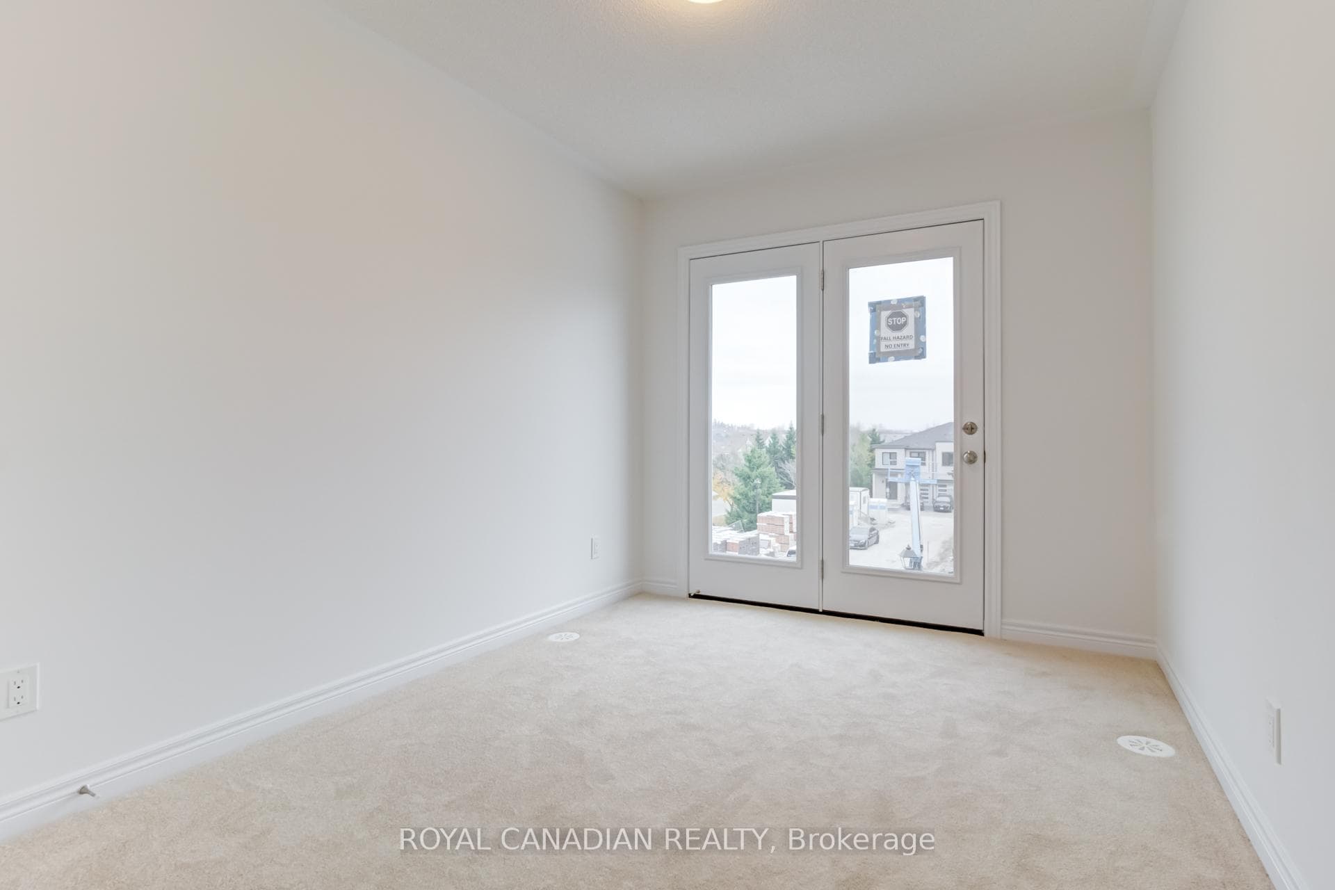 47 Sorbara Way photo 25
