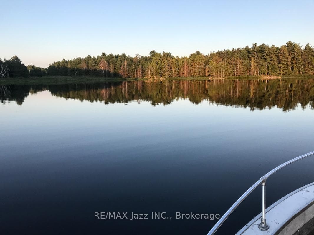 1314 Shebeshekong Road photo 45