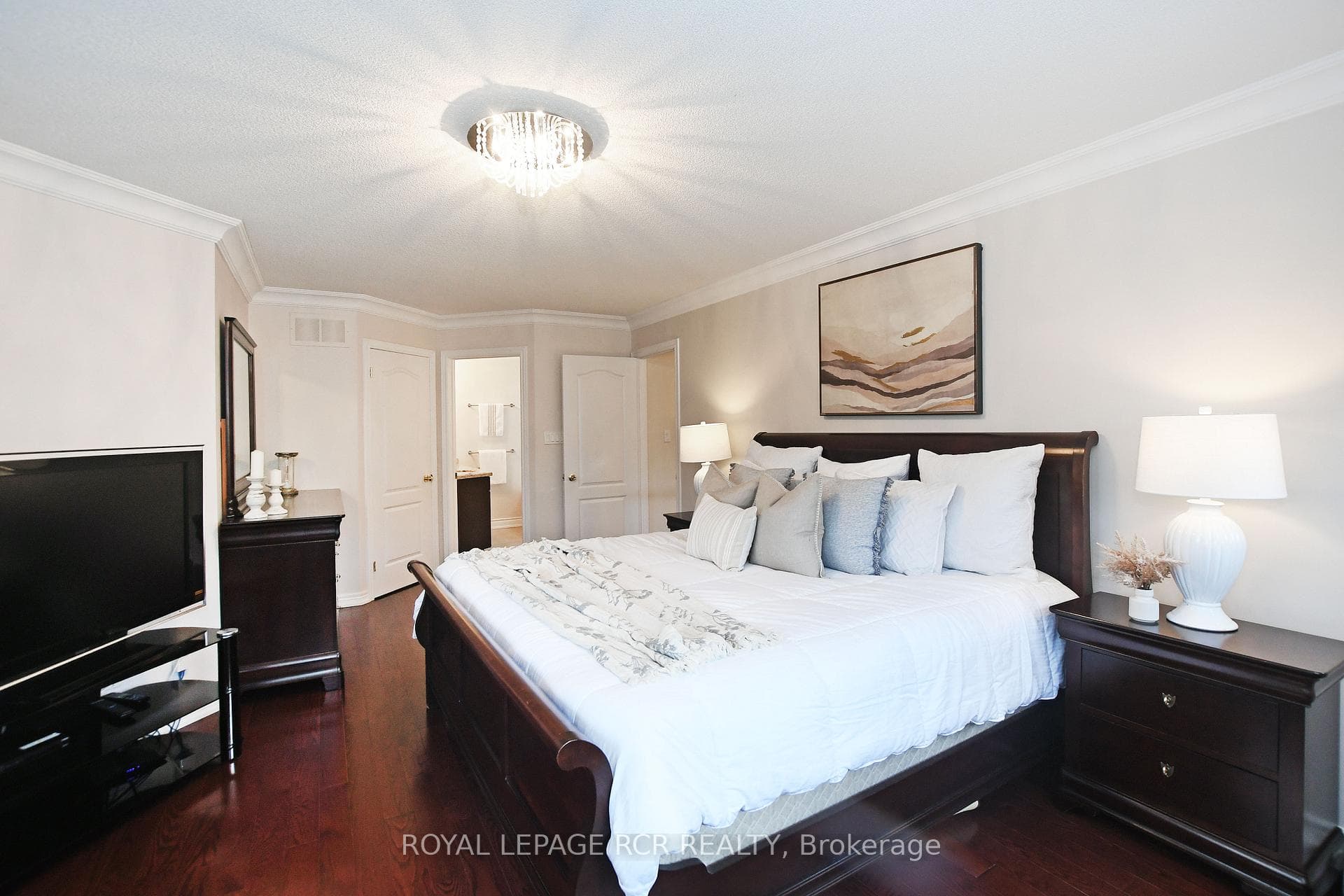 31 Pelosi Way photo 18
