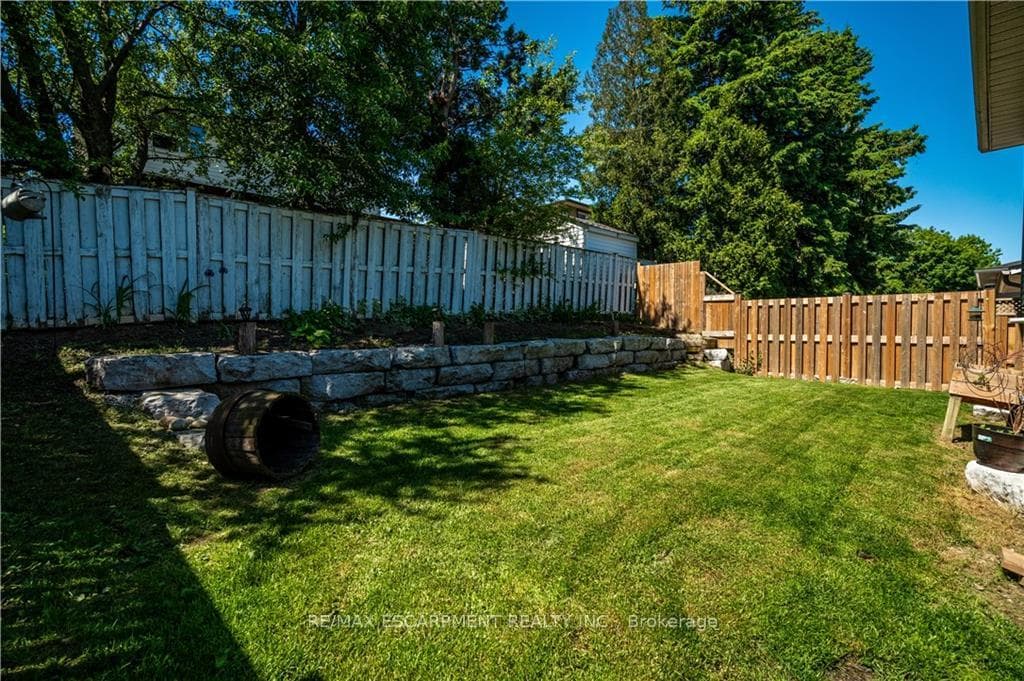 3 Novoco Drive photo 24