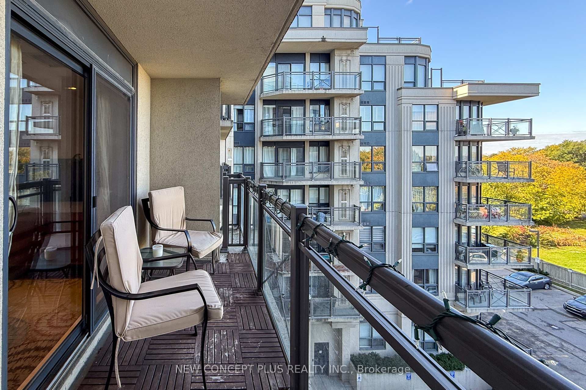 872 Sheppard Avenue Unit 518 photo 23