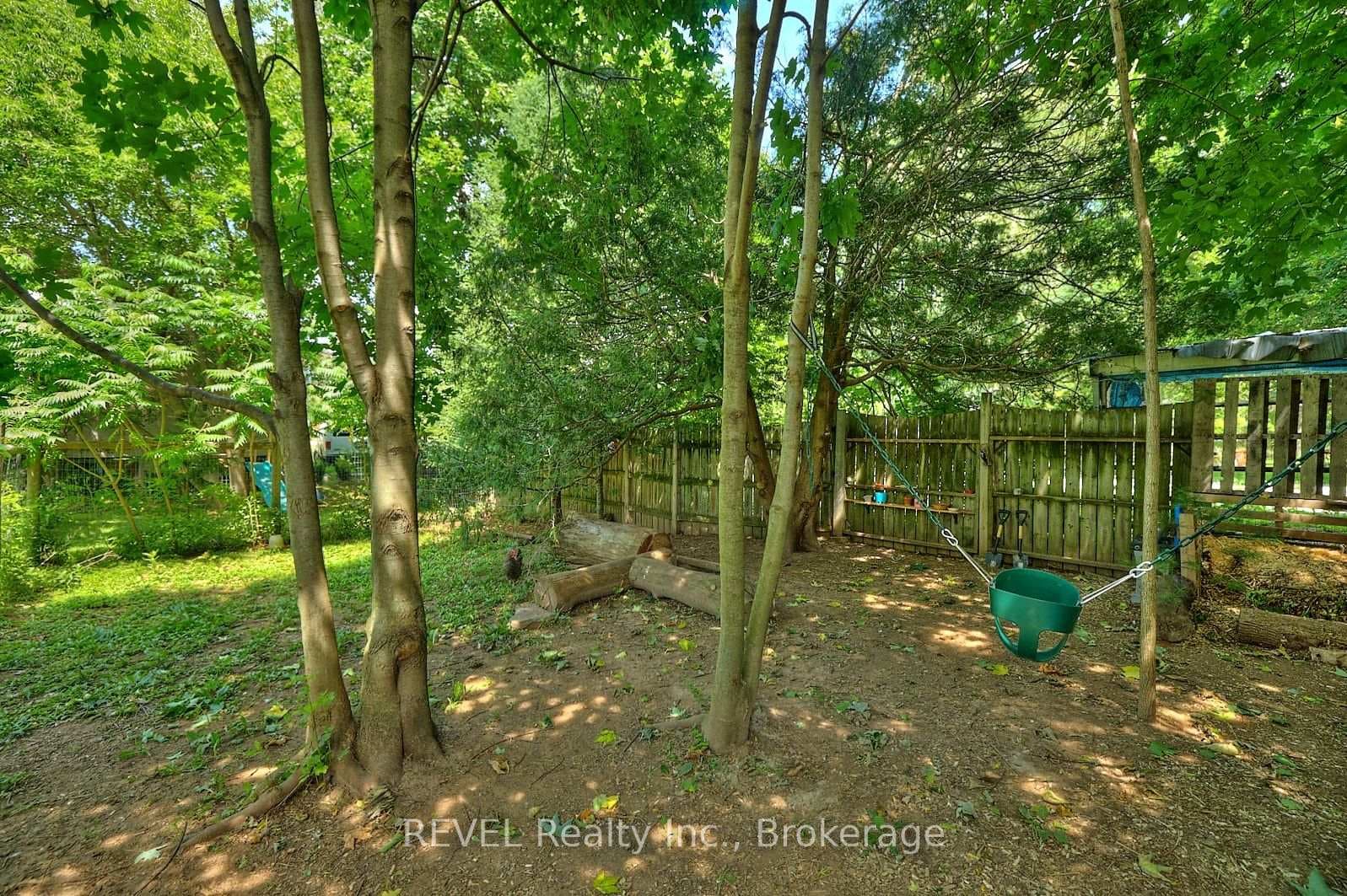 1819 Balfour Street photo 40