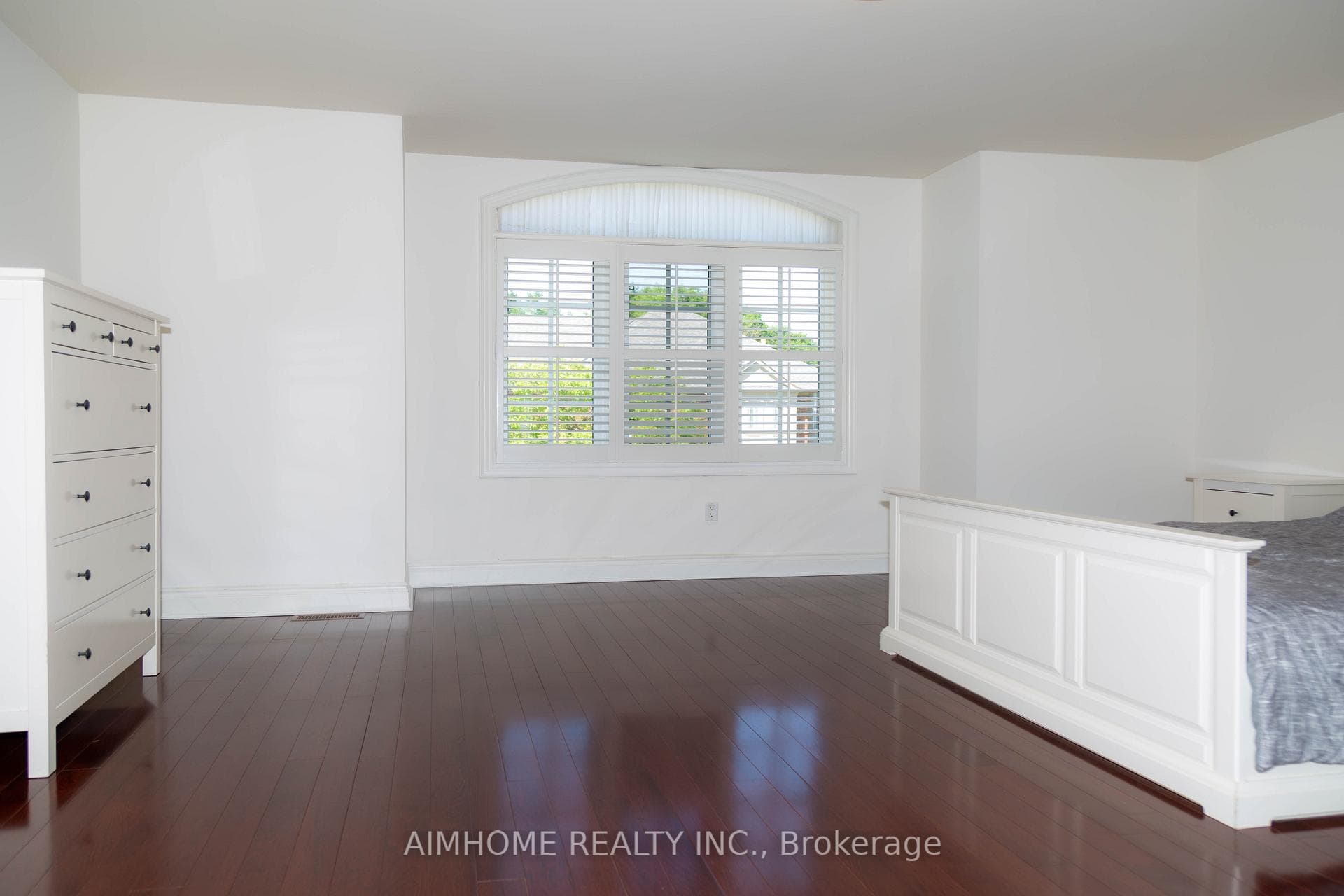 61 Westbury Court photo 21