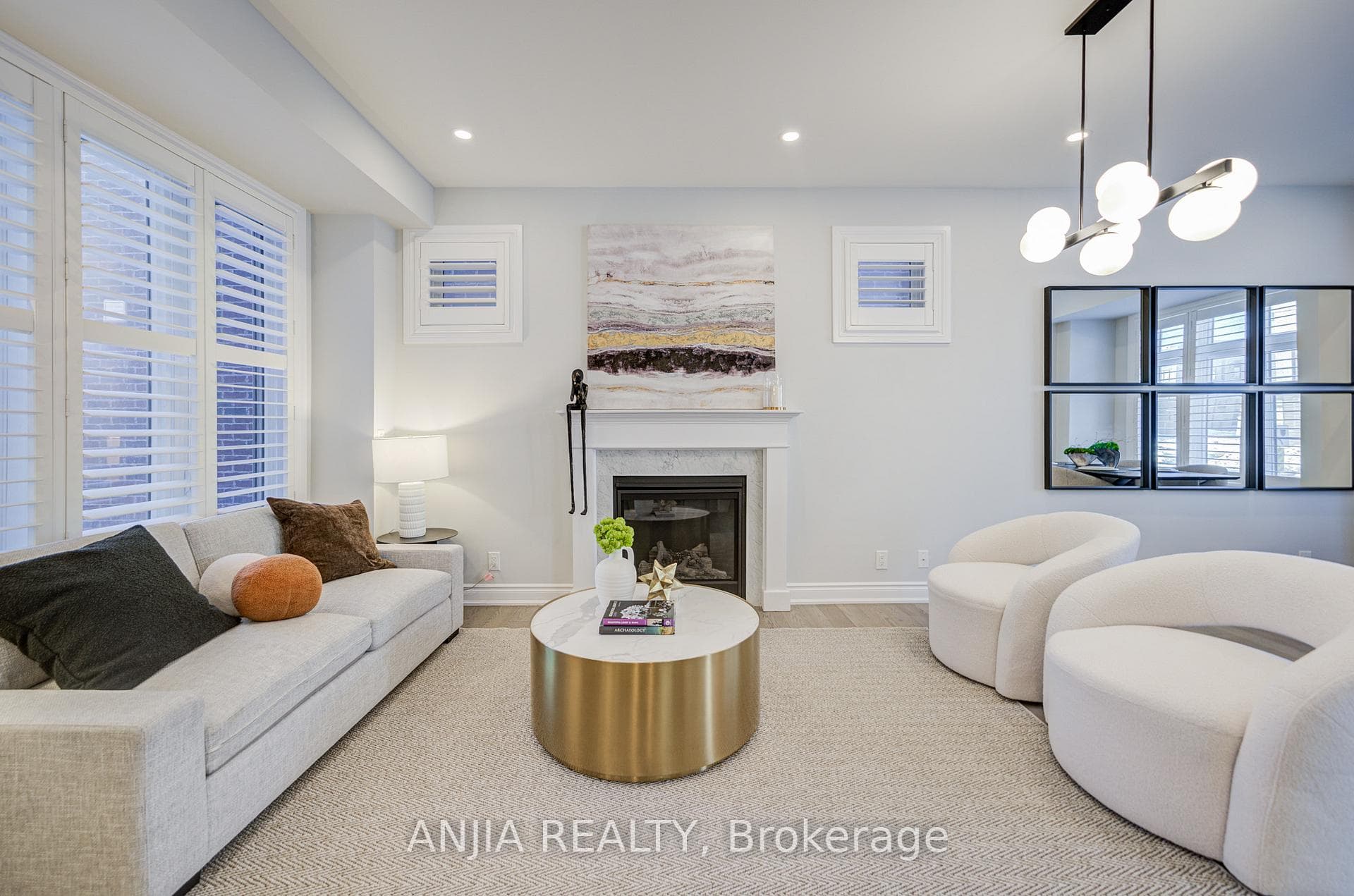 35 York Downs Boulevard photo 14