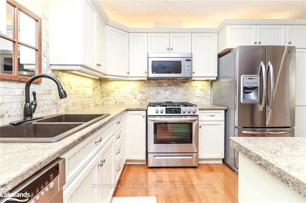 35 CHESTNUT Lane photo 17