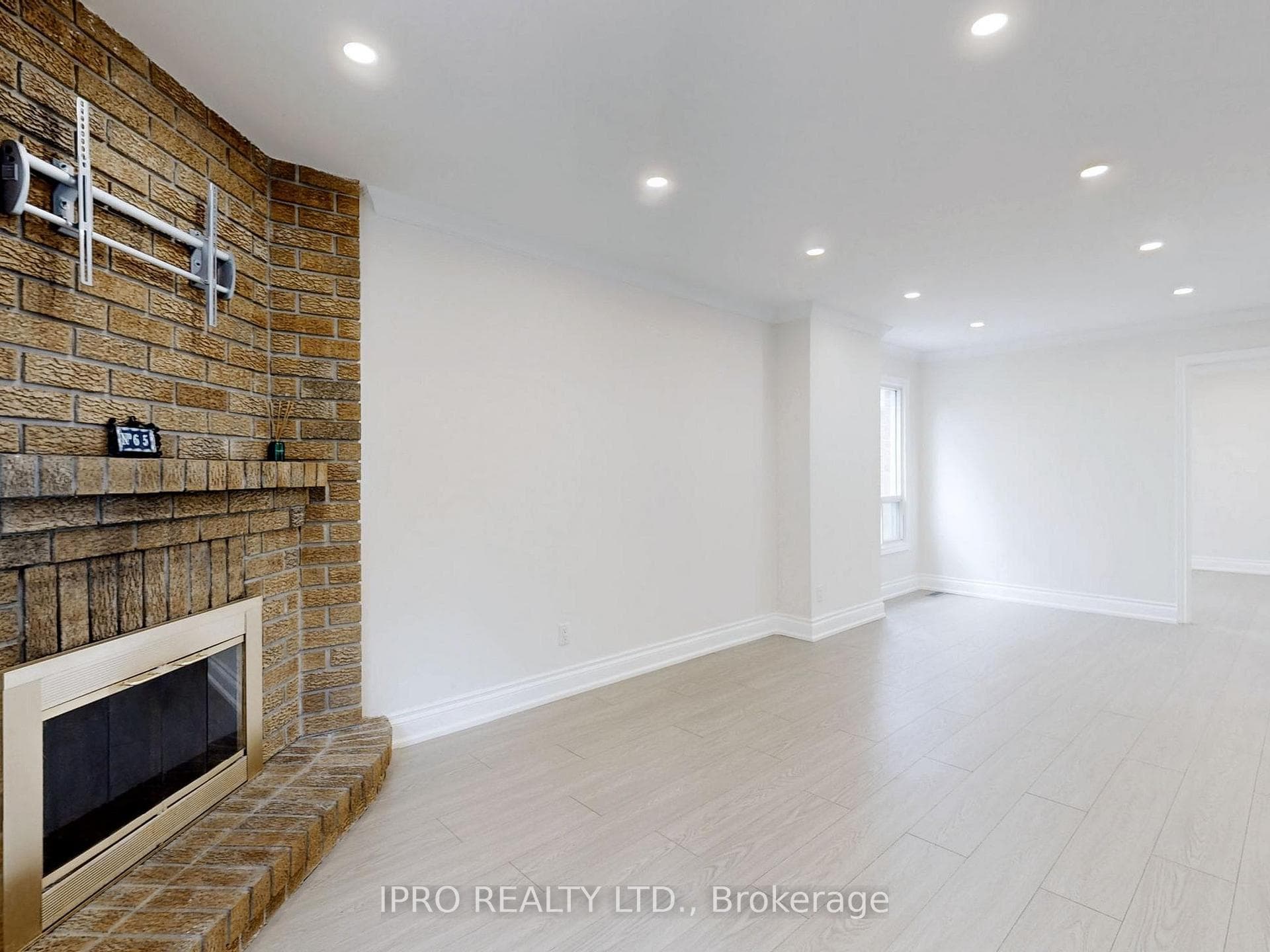 65 Seaton Drive photo 10