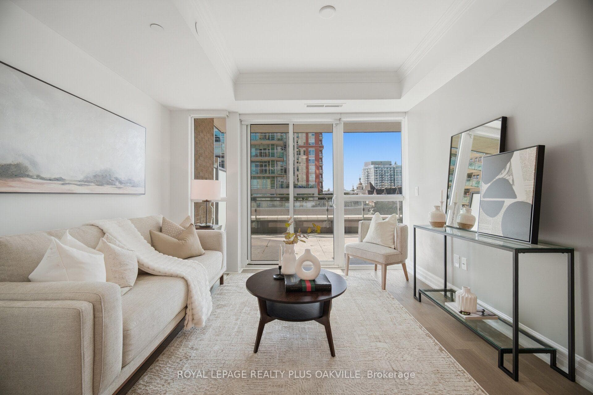 2060 Lakeshore Road Unit 303A photo 14