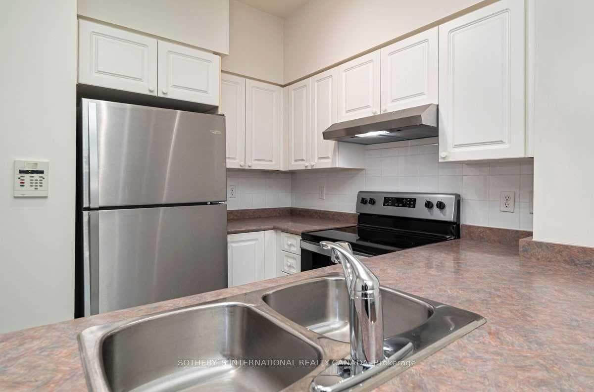 253 Merton Street Unit 108 photo 6