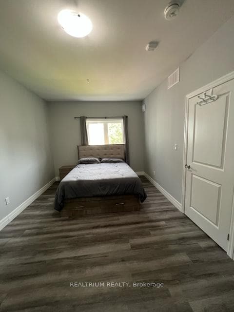 501 Frontenac Street Unit 410 photo 35