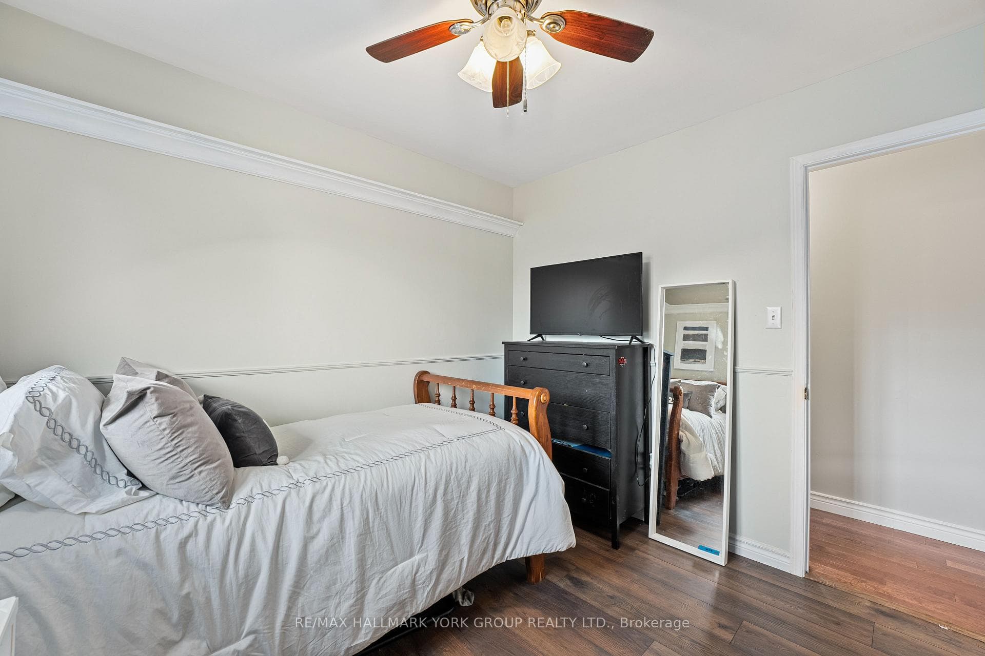 20 Georgina Street photo 19