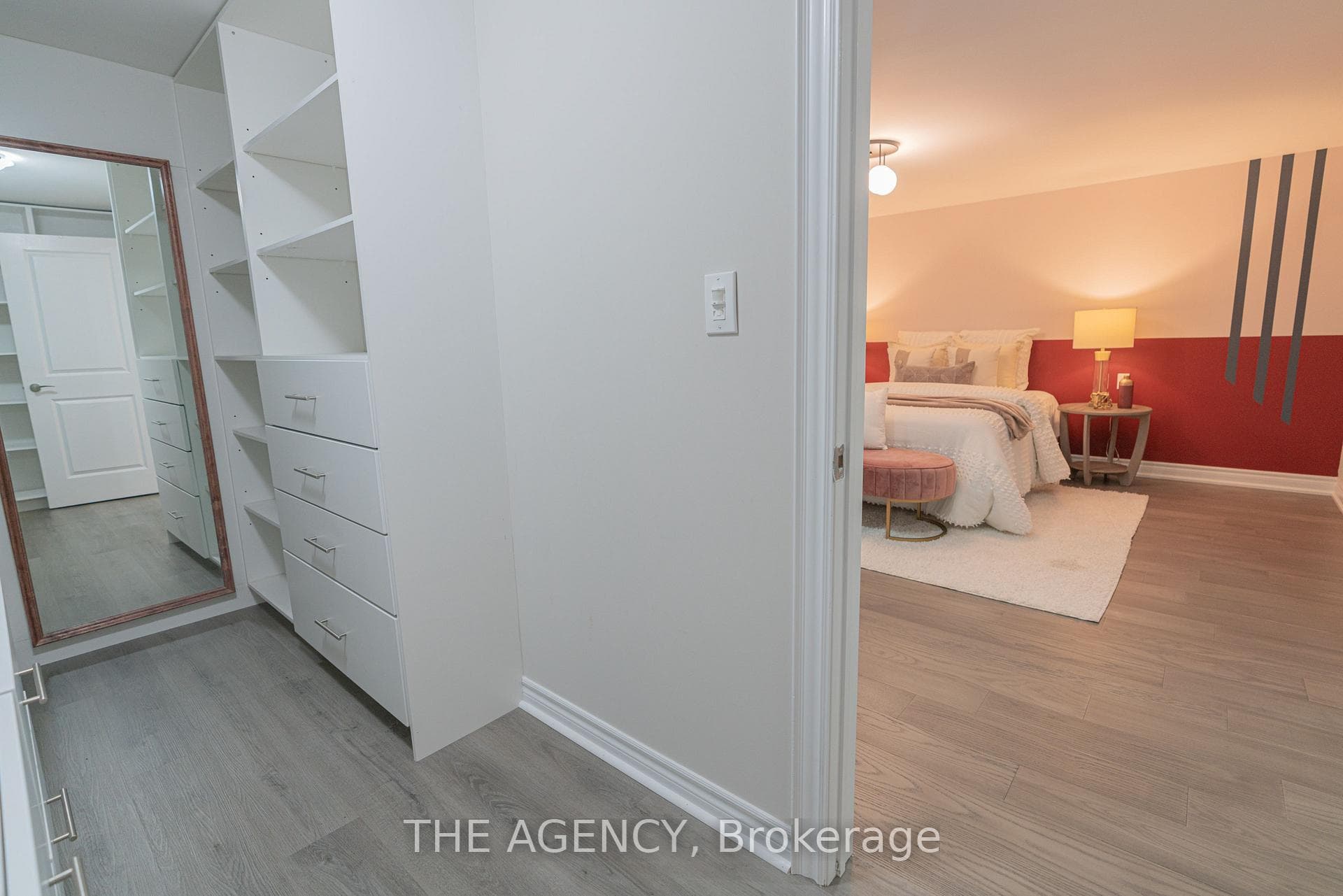 115 Chloe Crescent photo 23
