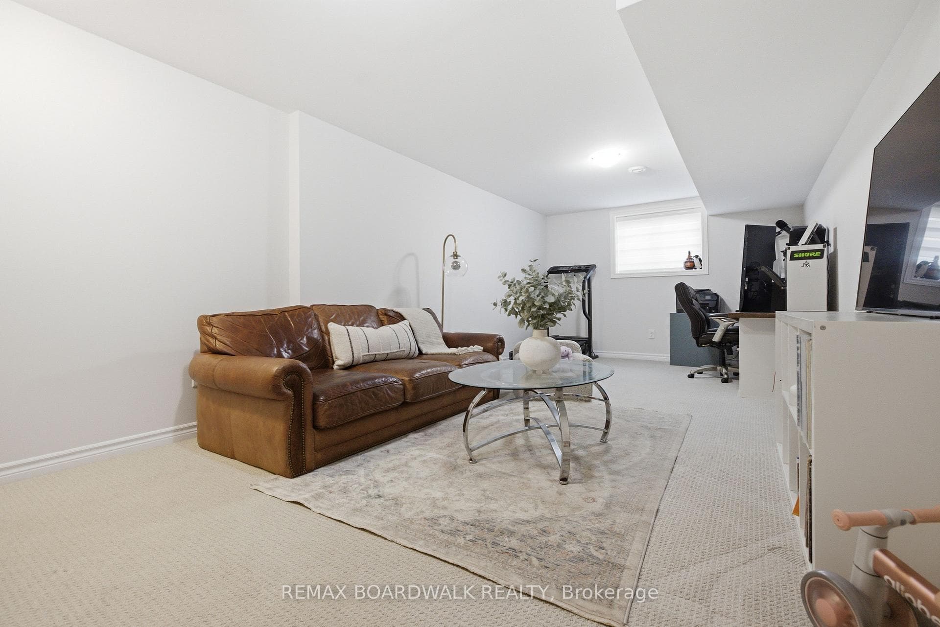 102 Patchell Place photo 32