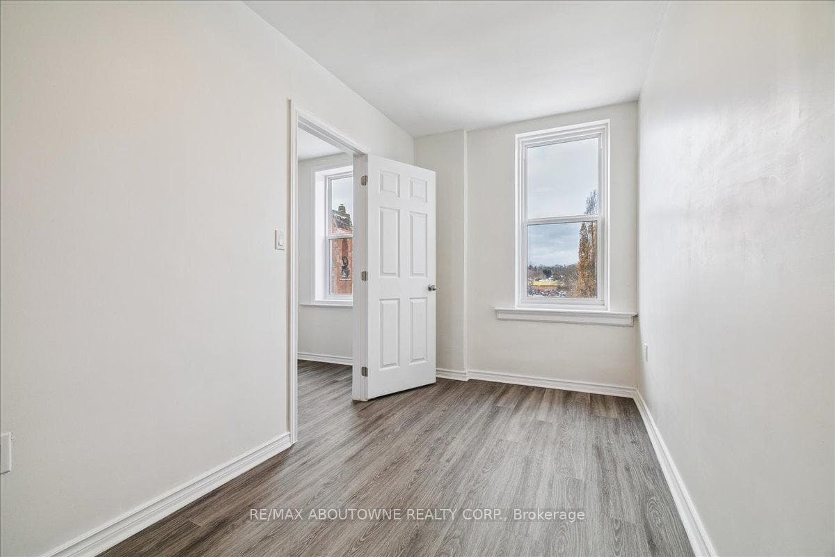 68 Peel Street Unit 6 photo 11