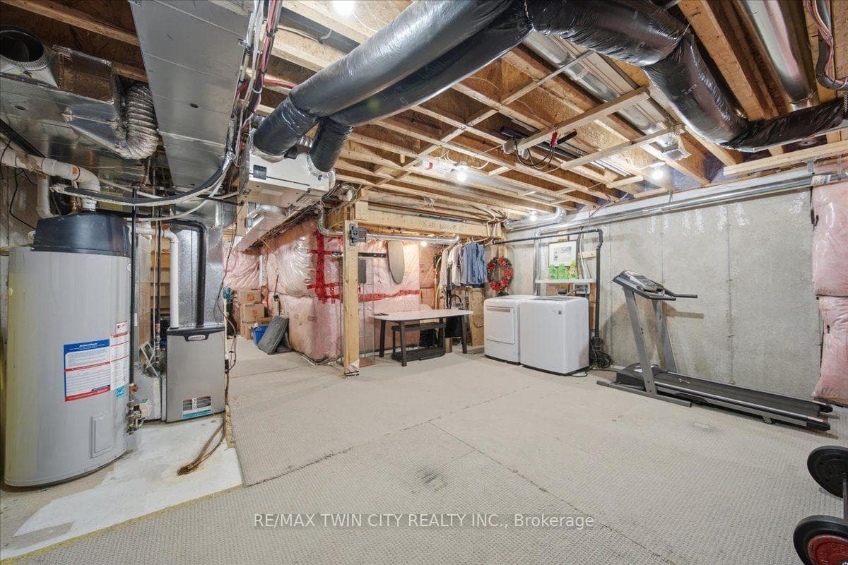 115 English Lane photo 31