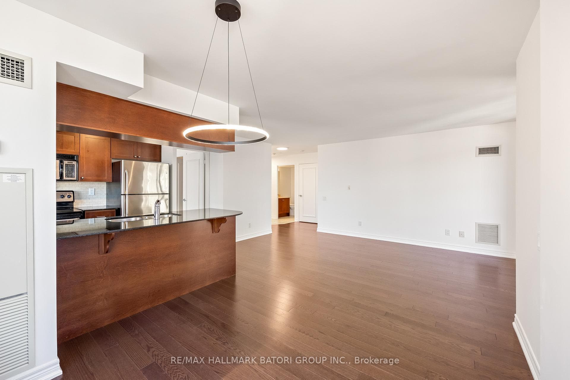 60 St Clair Avenue Unit 1103 photo 12