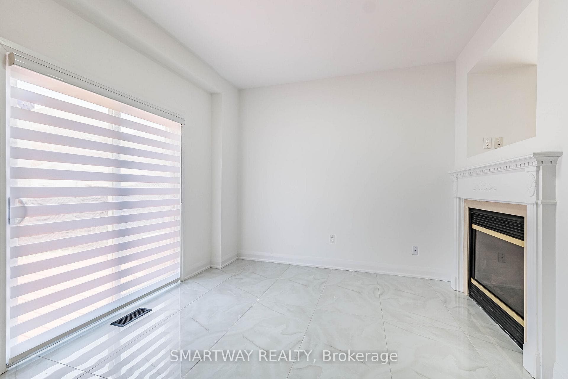 38 Lockburn Crescent photo 18