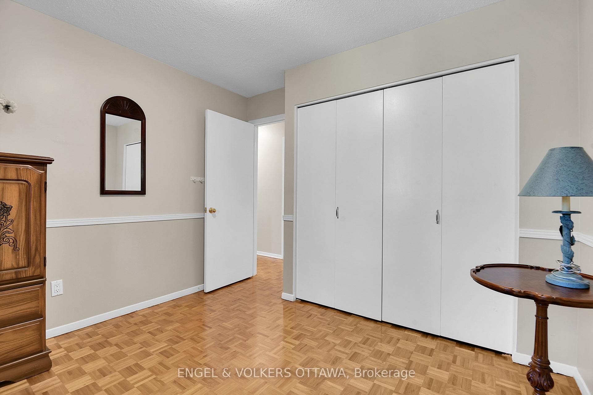 2123 Blue Jay Crescent photo 16