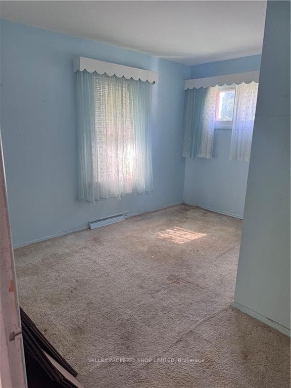 1136 VICTORIA Street photo 12