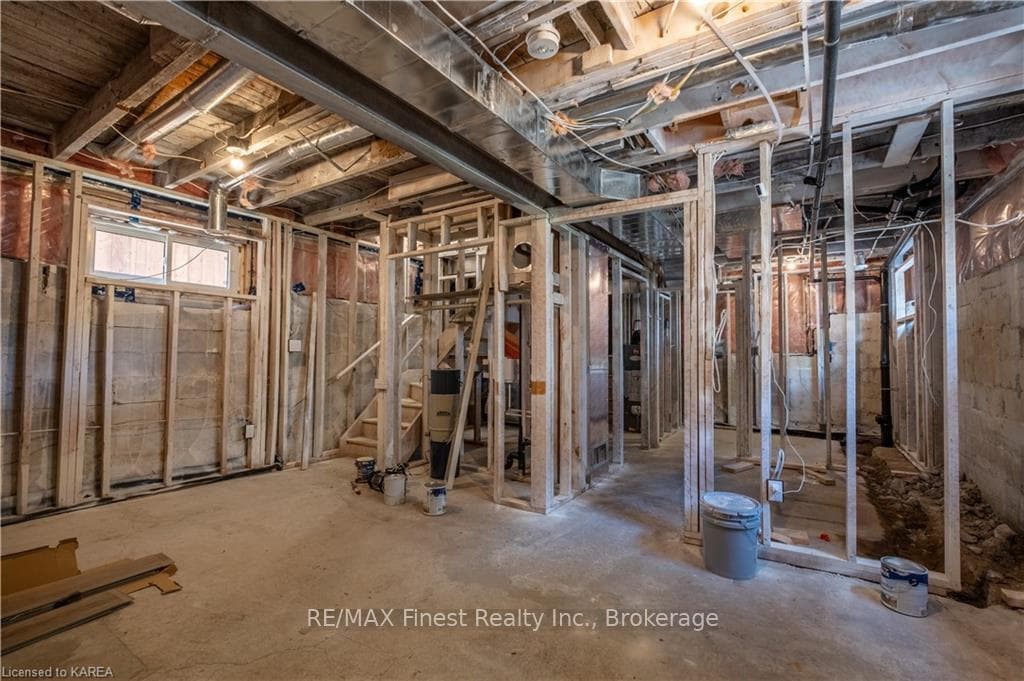 210 CONCESSION Street photo 42