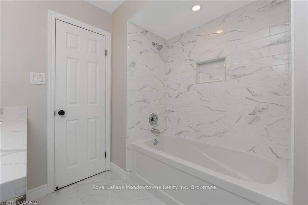 97 LYNDEN Circle photo 26